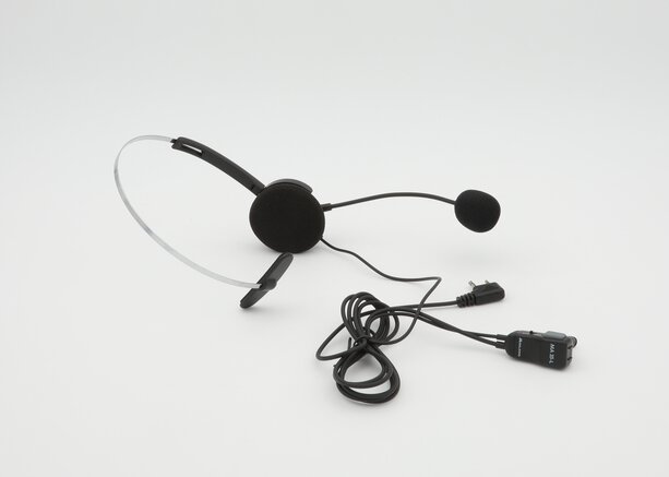 Kopfhörer mit Schwanenhalsmikrofon_37038